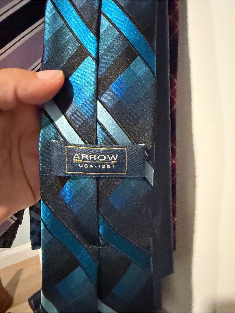 30 Men's Assorted Patterned Ties - Multi-Color Set - Picture 5 of 5